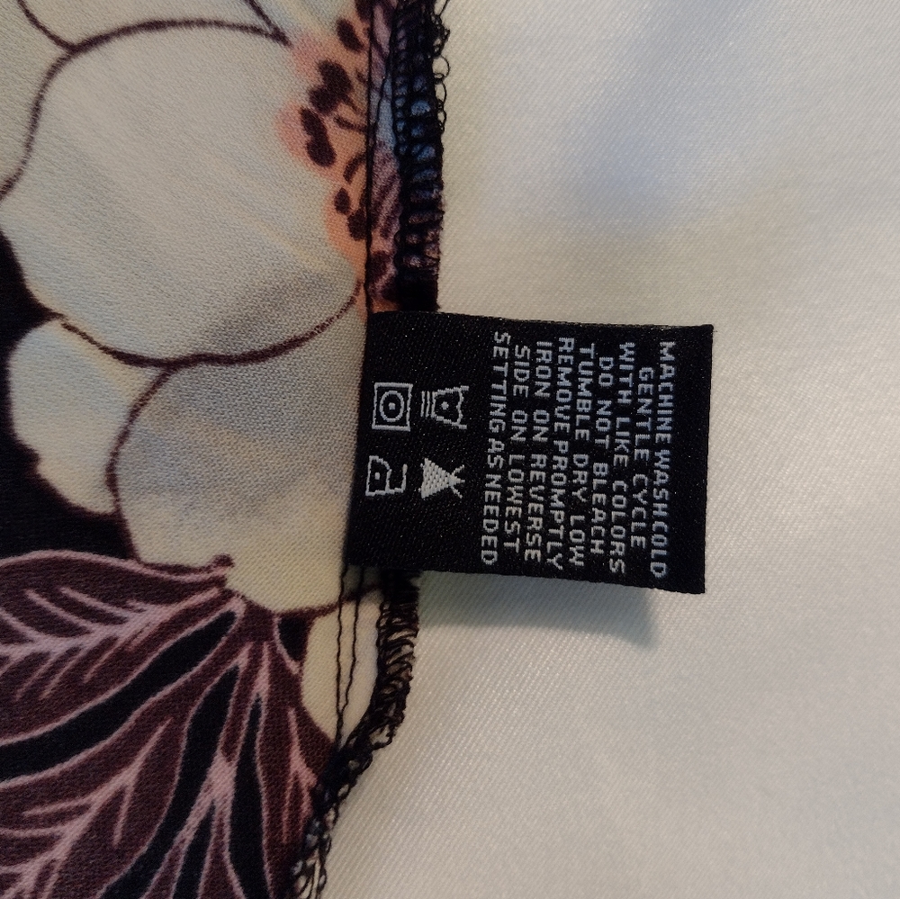 ModX Woman Plus Top - Picture 7 of 10